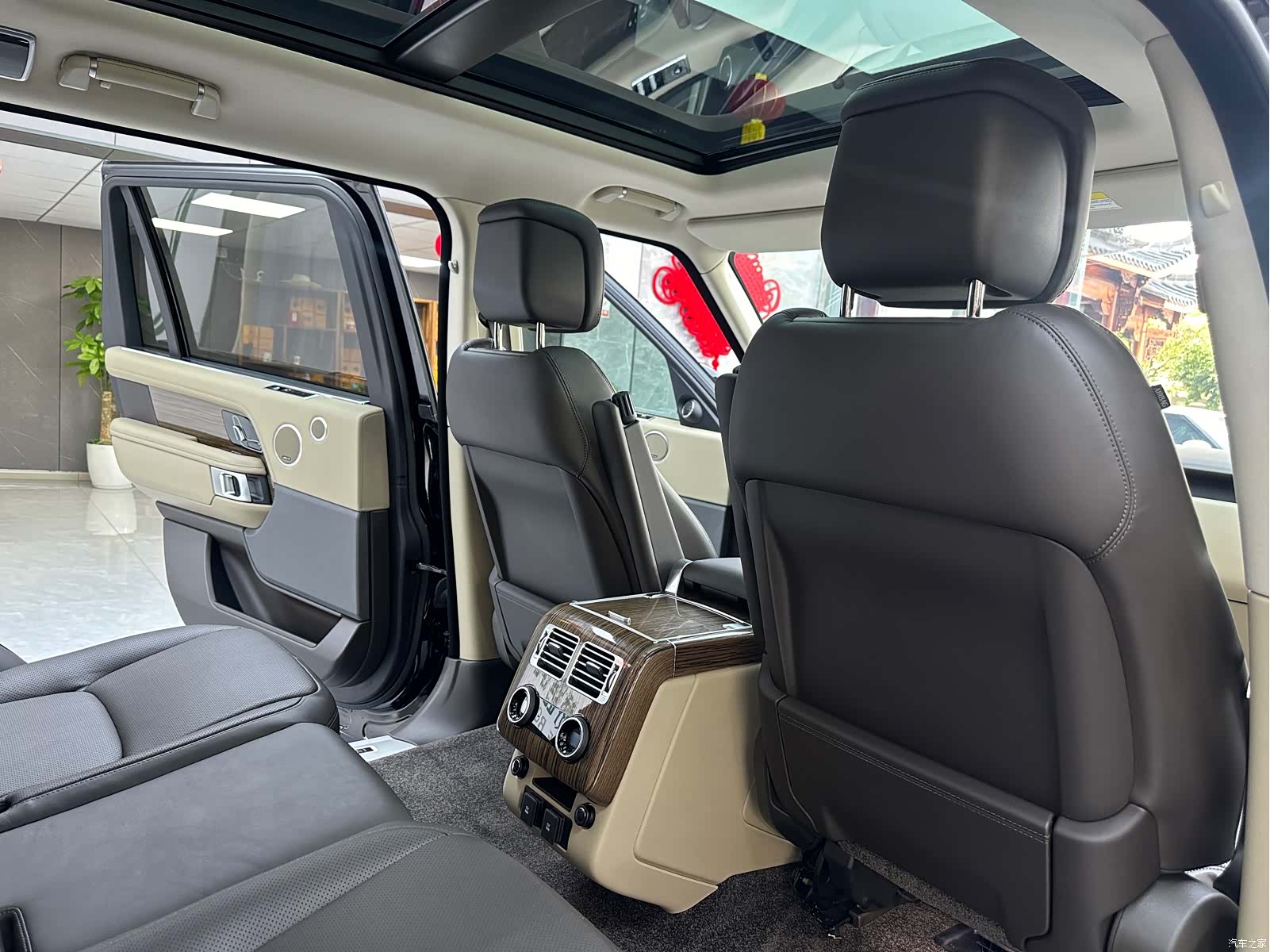 Land Rover Range Rover, 2018 14