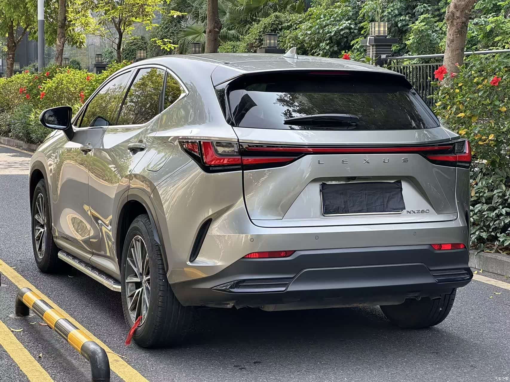 Lexus NX, 2023 9
