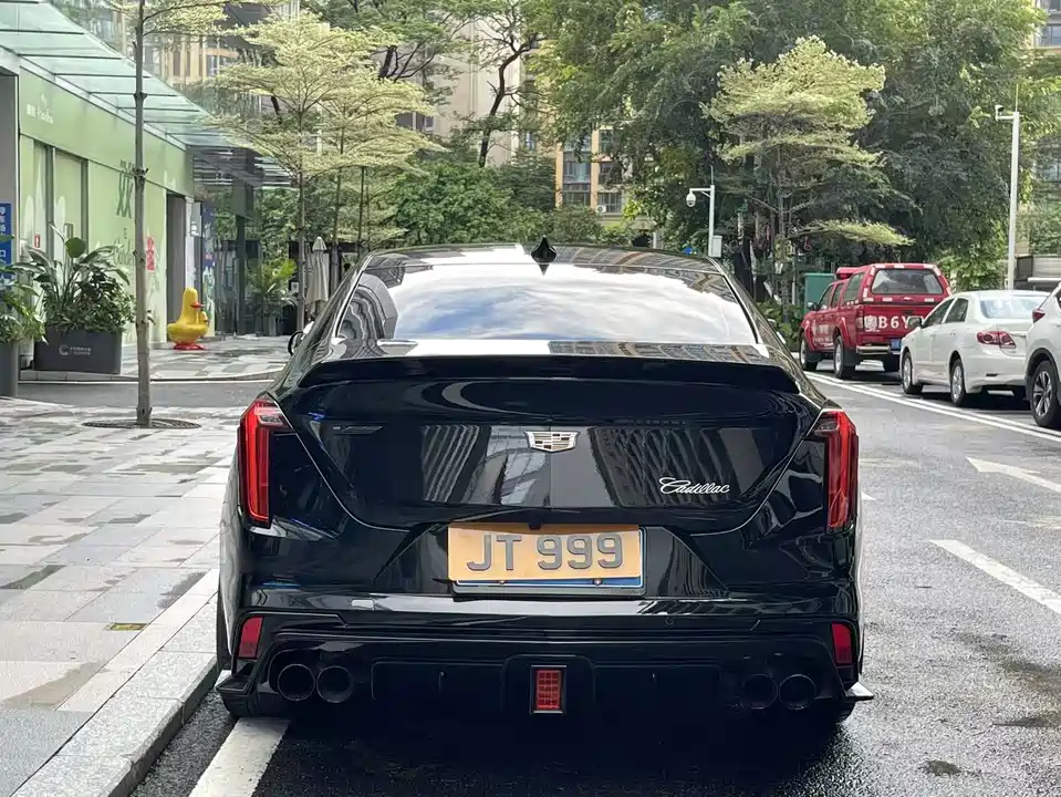 Cadillac CT4