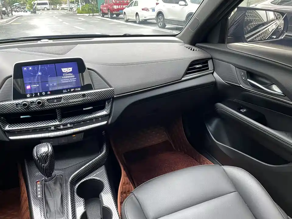 Cadillac CT4