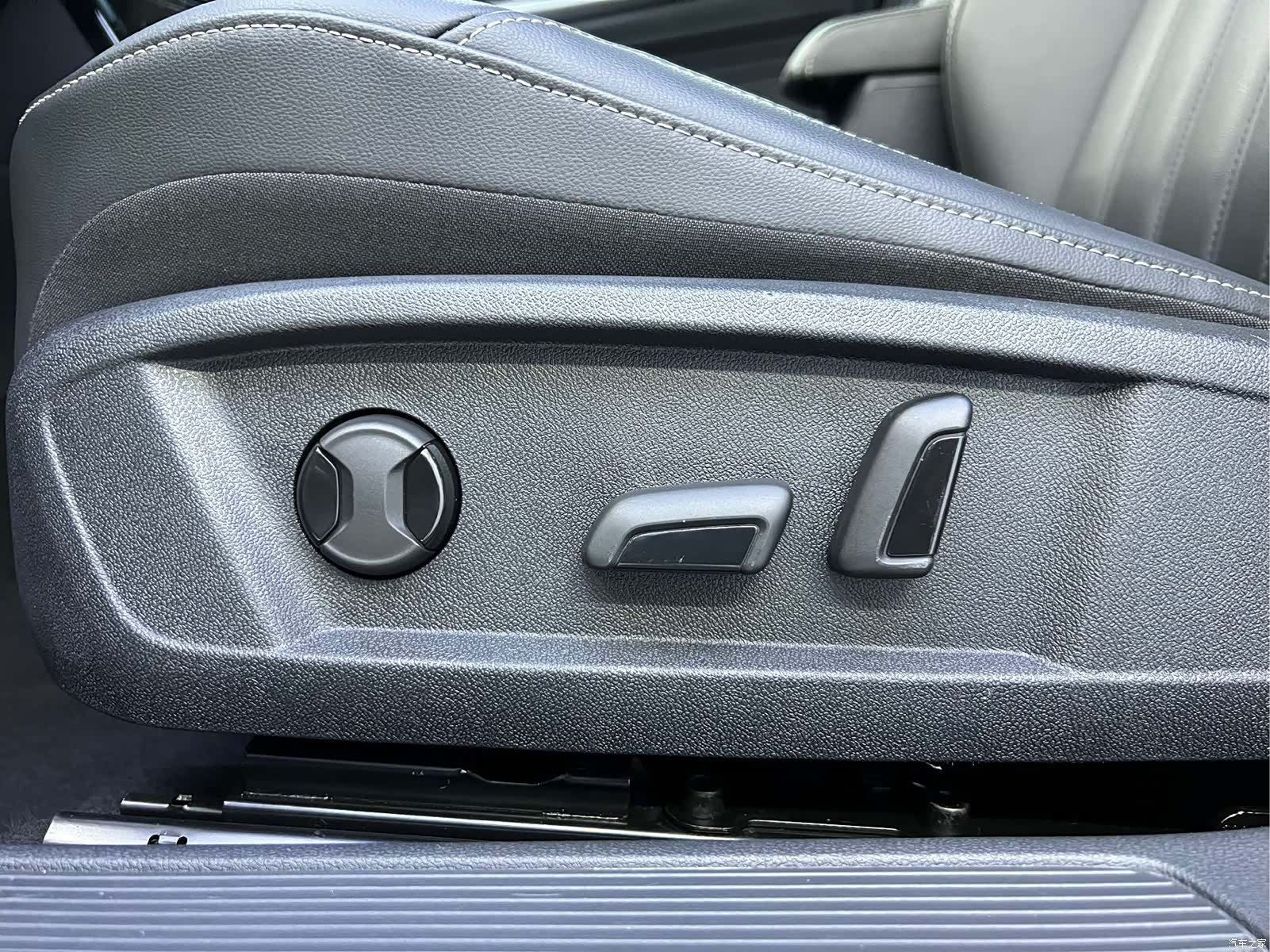 Volkswagen Passat, 2022 6