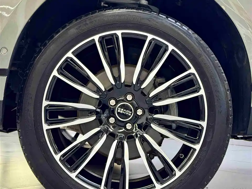 Land Rover Range Rover Star Pulse