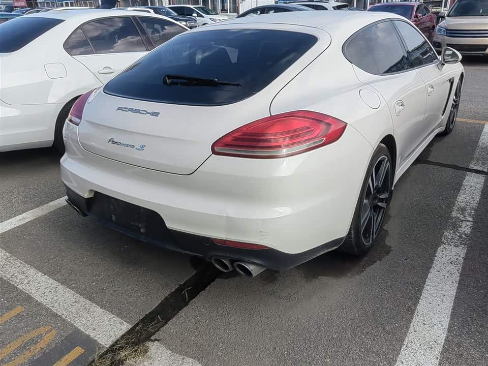 Porsche Panamera