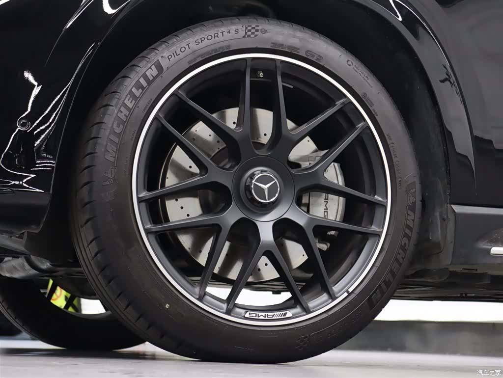 Mercedes-Benz GLE, 2025 29