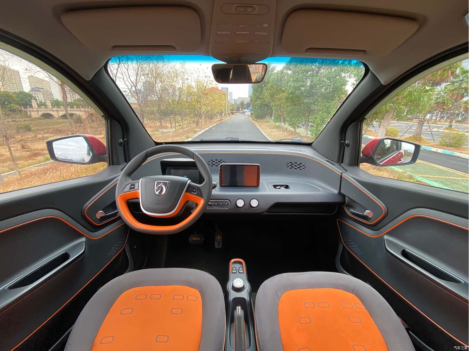 Wuling E100, 2019 9