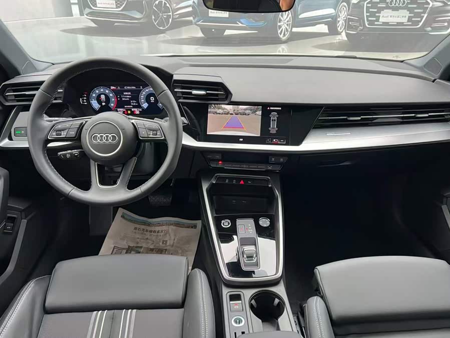 Audi A3 2024, фото 11