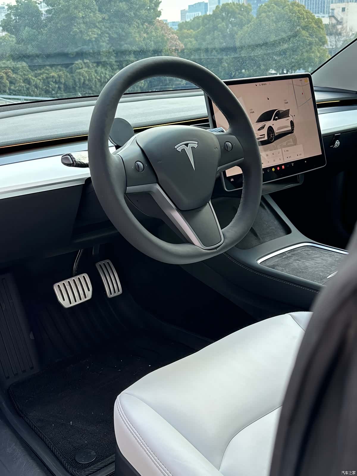 Tesla Model 3, 2022 9