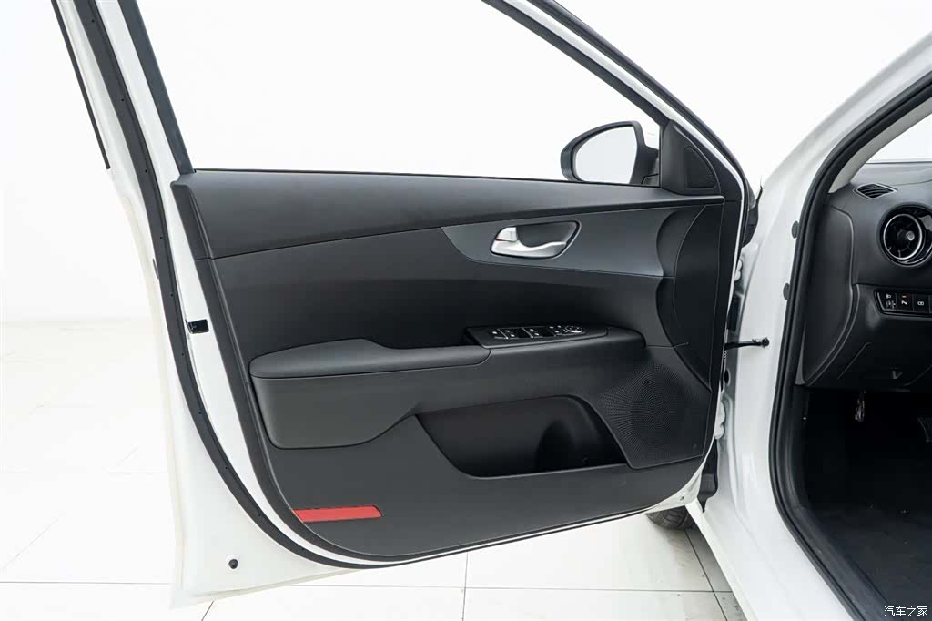 Kia K3, 2026 13