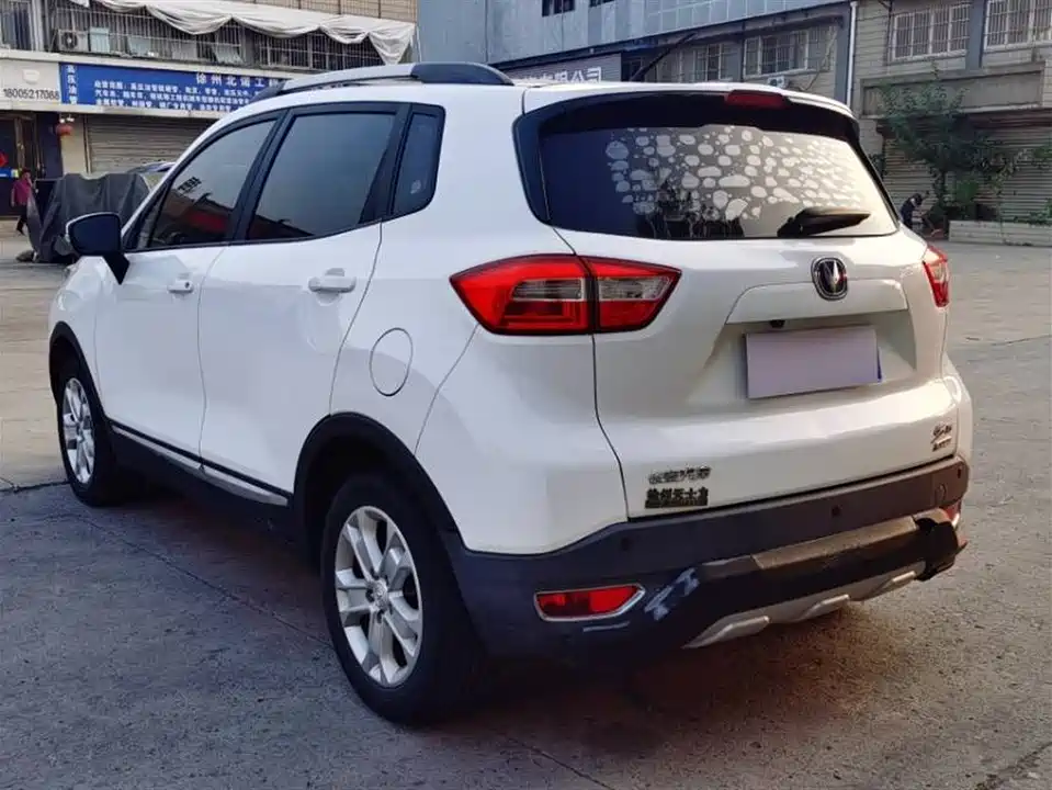 Changan CS15