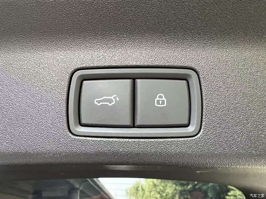 Li Auto L8, 2023 12