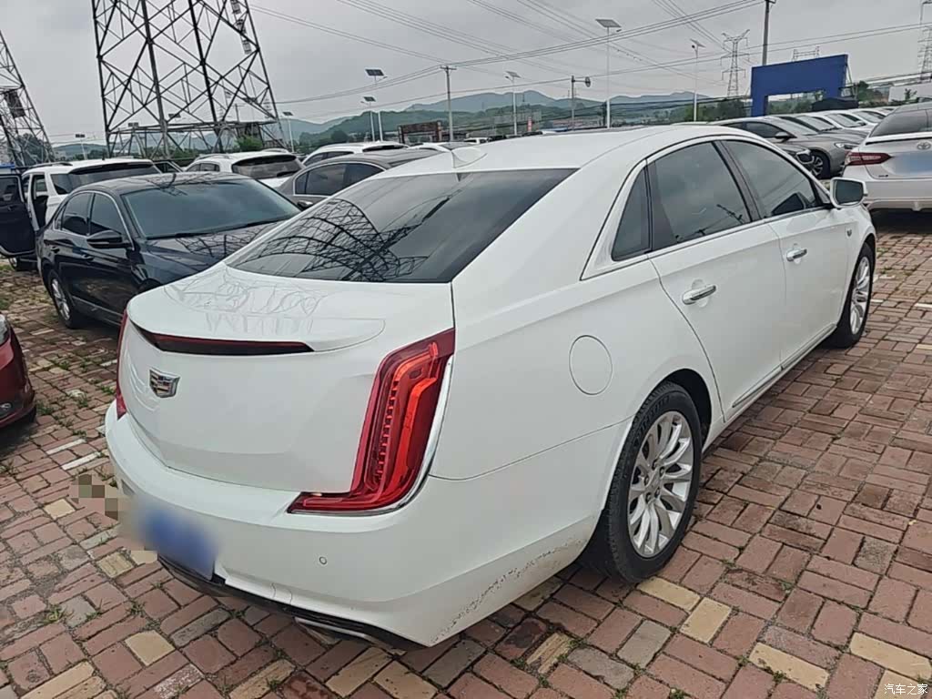 Cadillac XTS, 2018 7