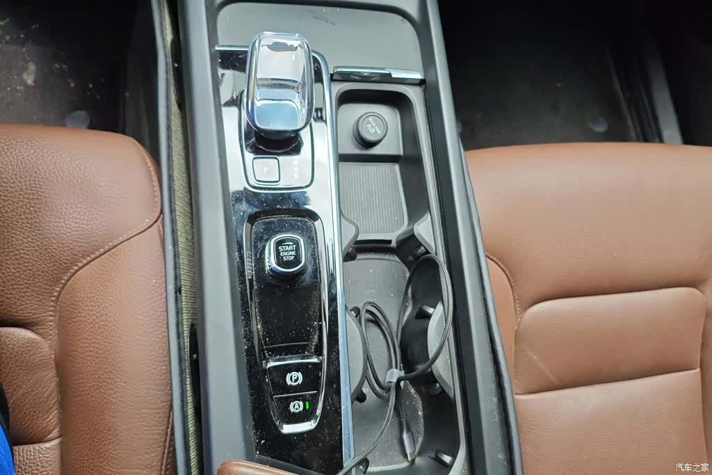 Volvo XC60, 2023 16