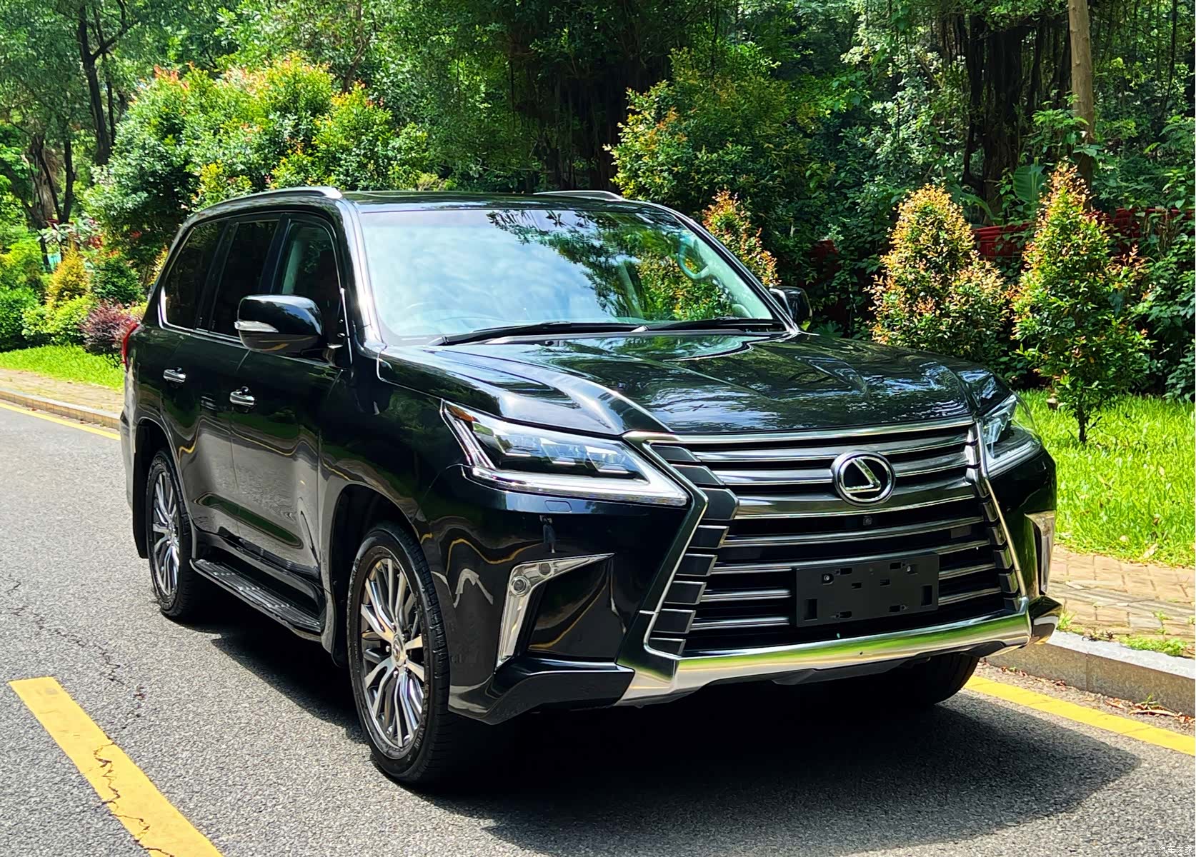 Lexus LX, 2016 3