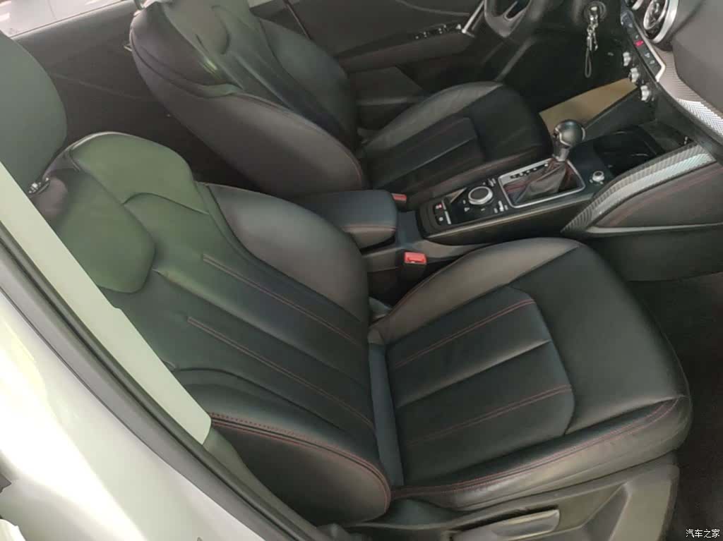Audi Q2L, 2022 25