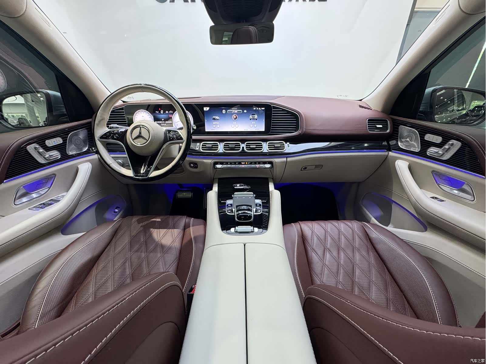 Maybach GLS, 2024 9