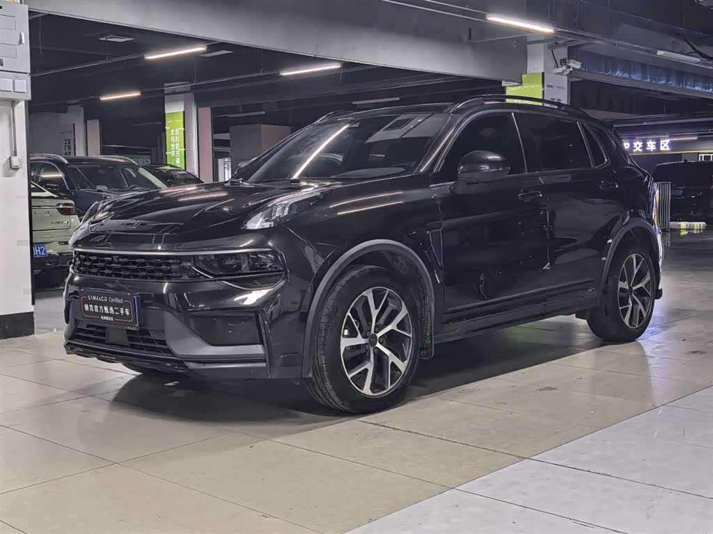 Lynk & Co 01
