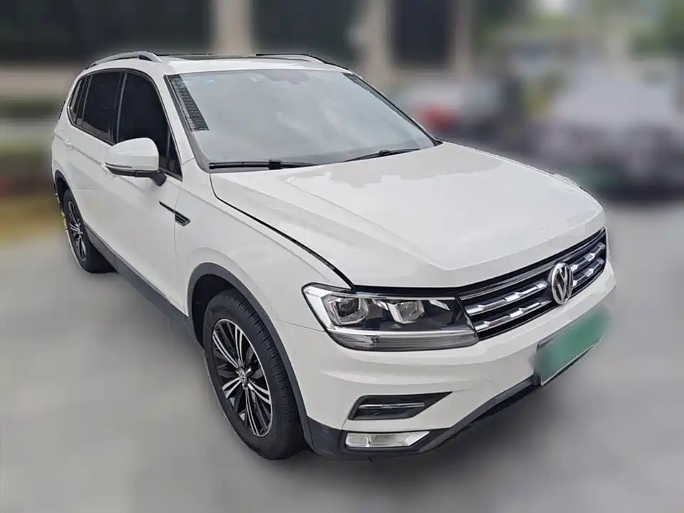 Volkswagen Tiguan L