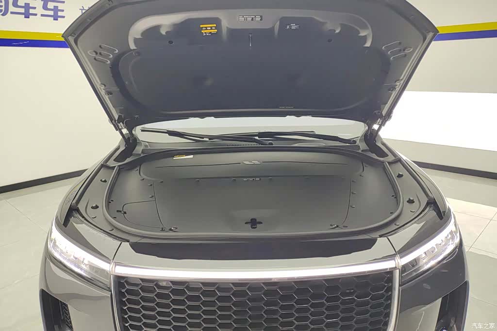 Li Auto ONE, 2023 10
