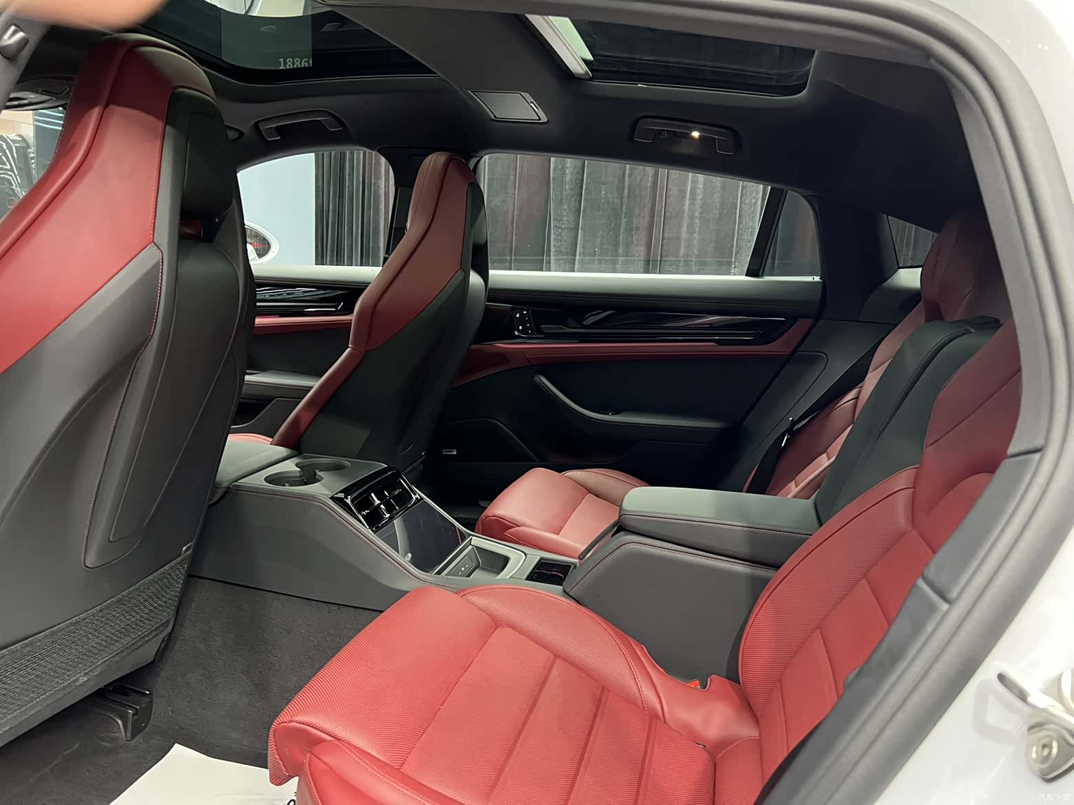 Porsche Panamera, 2024 9