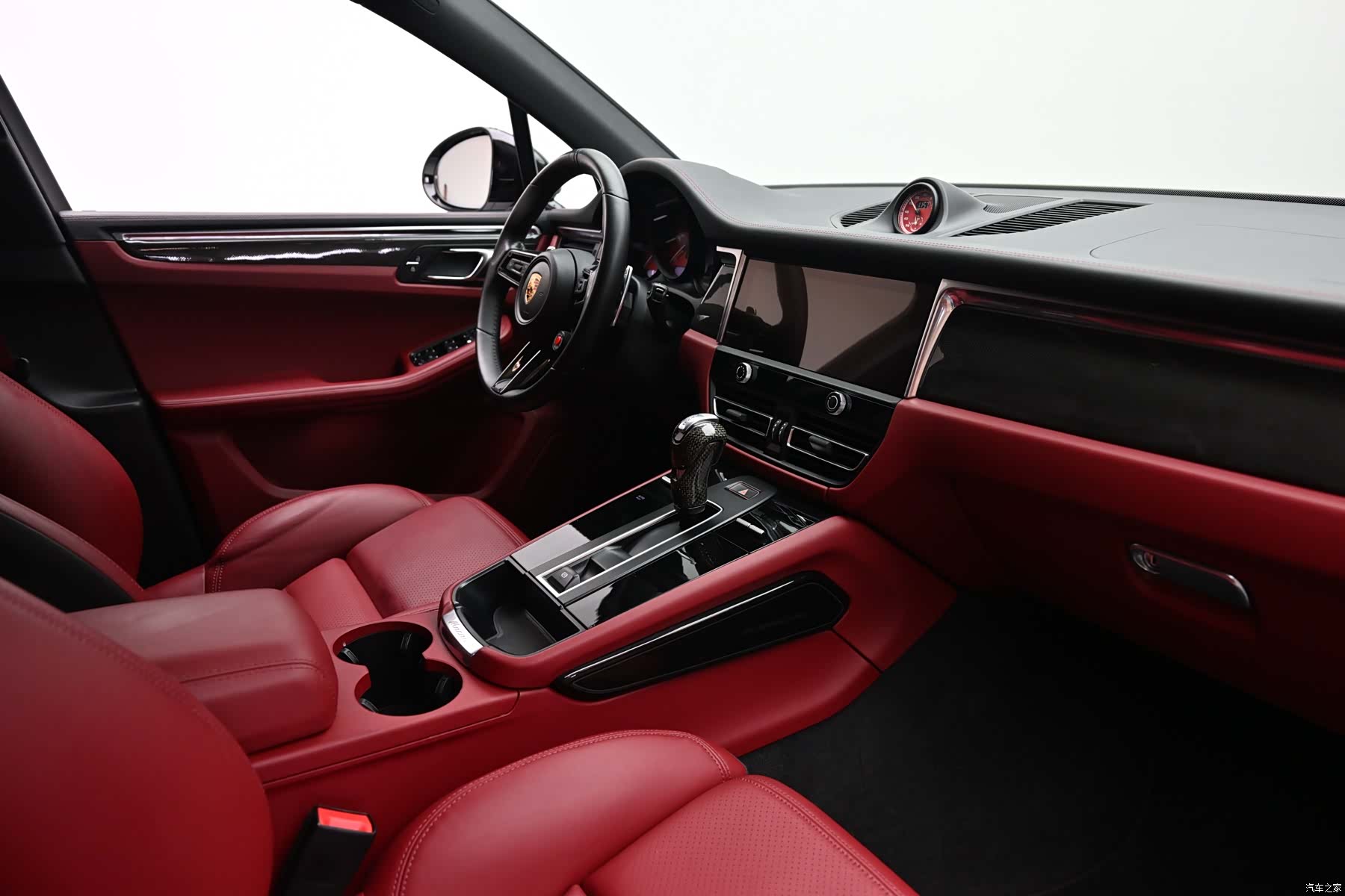 Porsche Macan, 2023 12