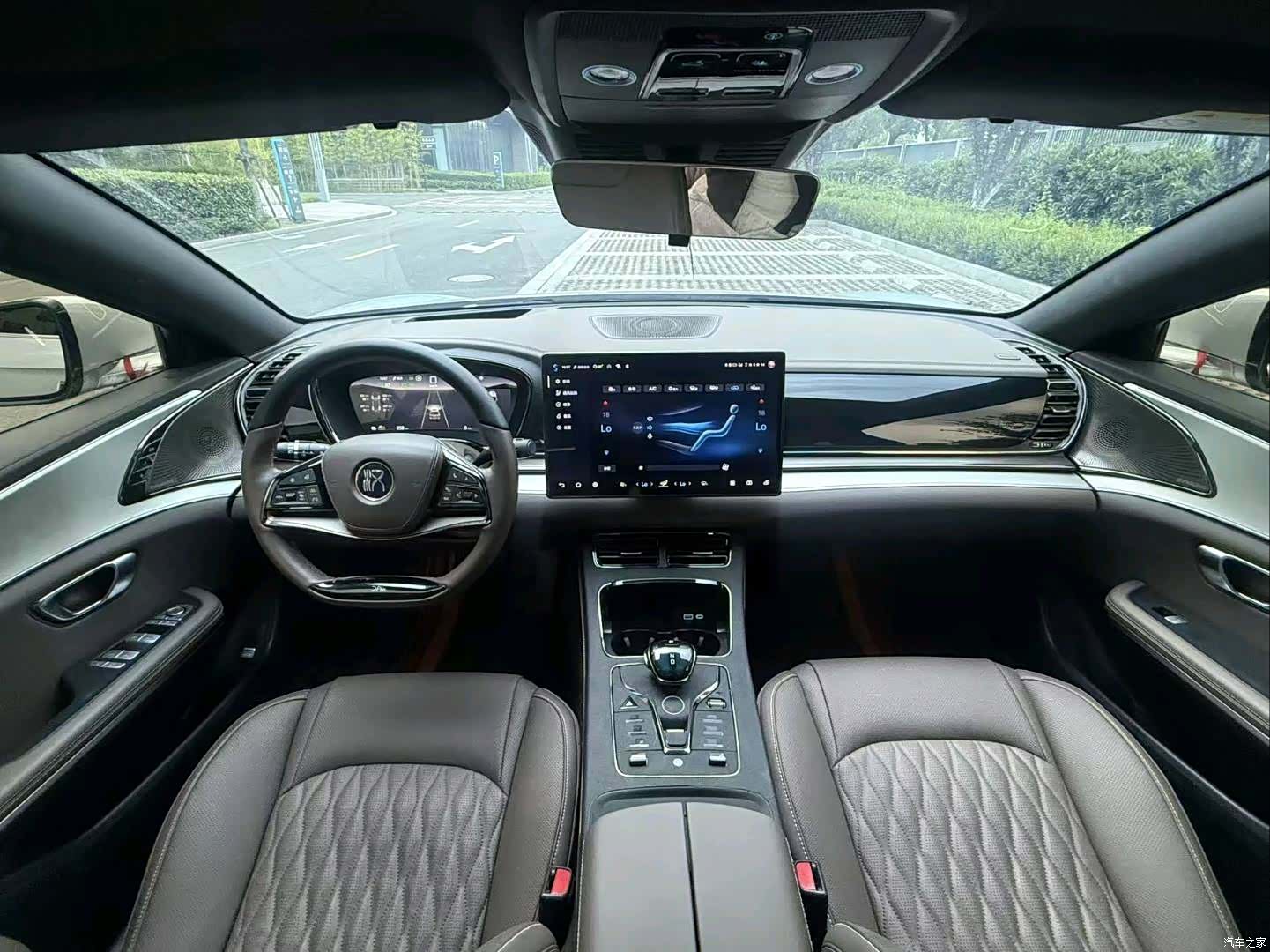 BYD Han, 2024 8