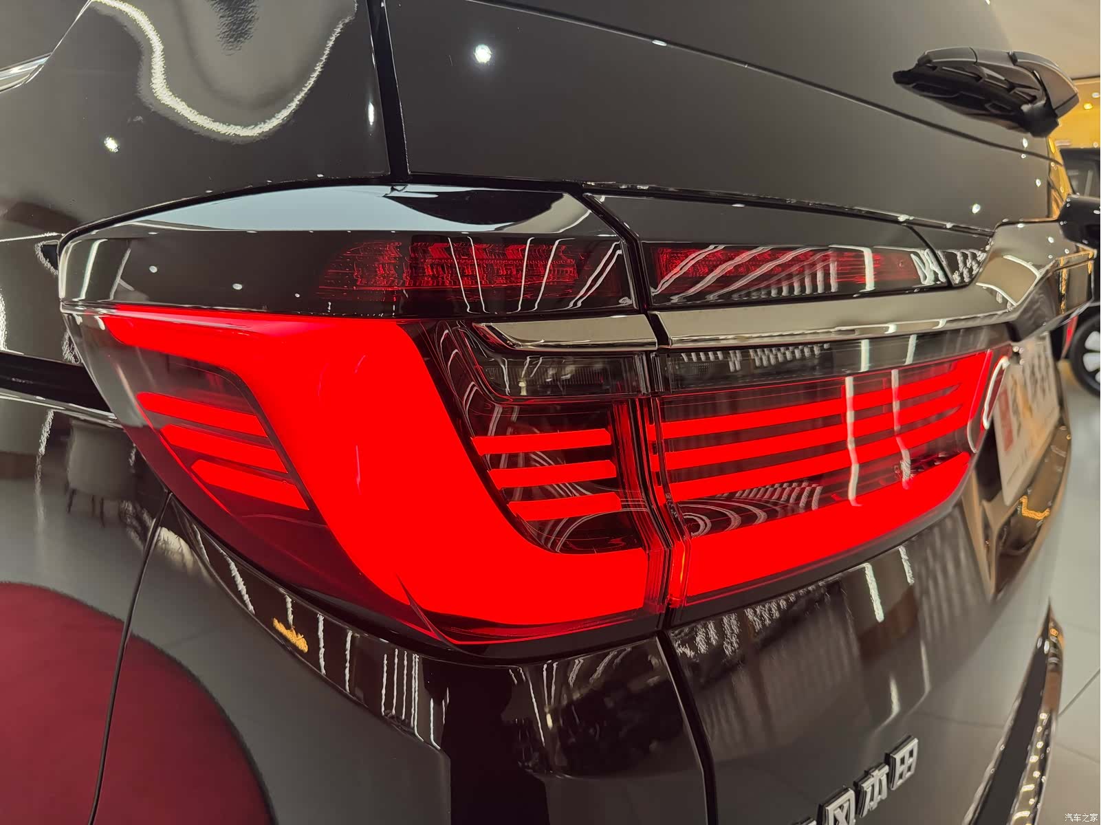 Honda Elysion, 2025 40