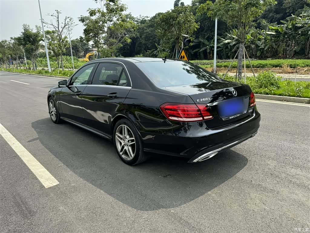 Mercedes-Benz E-Class, 2015 23