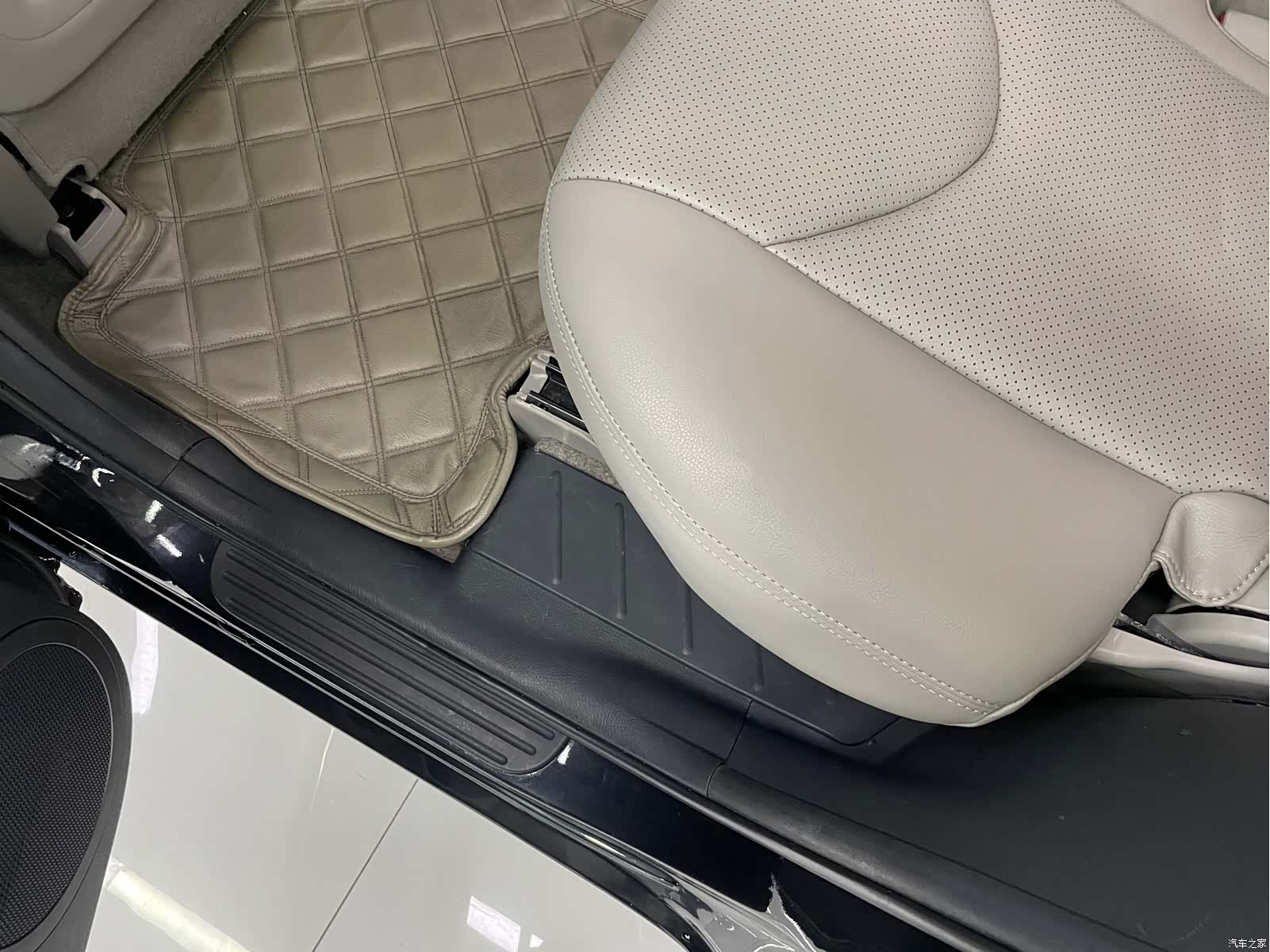 Toyota RAV4, 2011 37