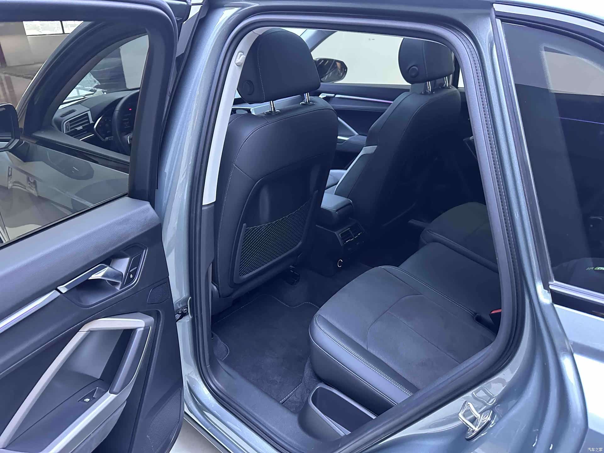 Audi Q3, 2023 9