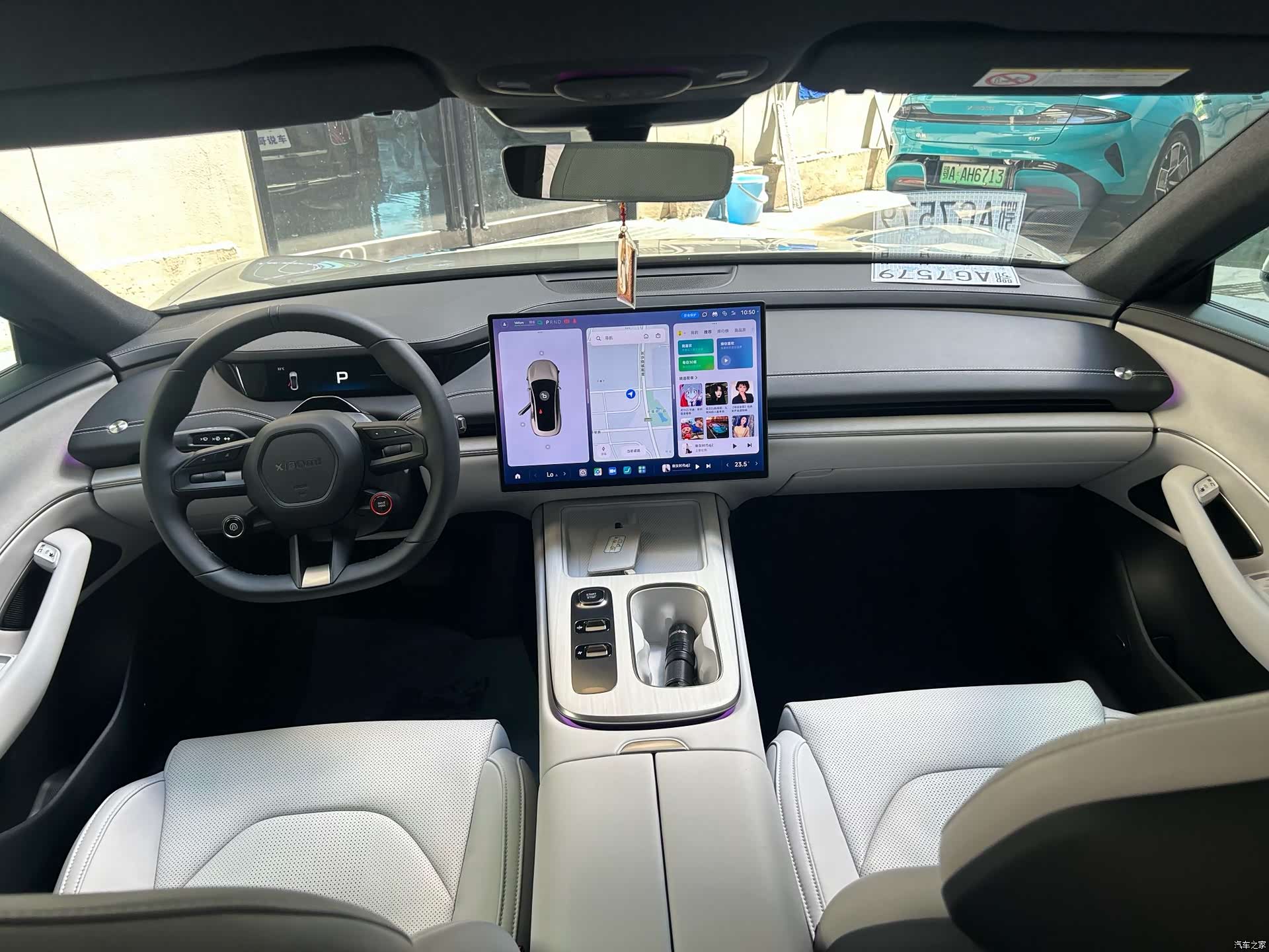 Xiaomi SU7, 2025 10