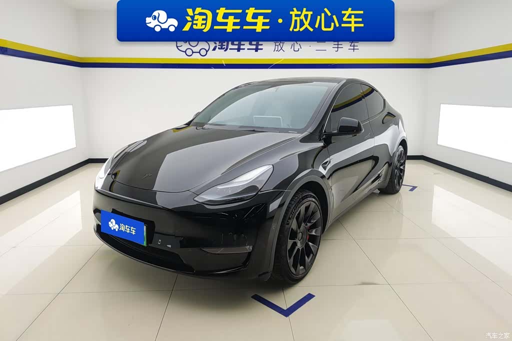 Tesla Model Y, 2023 1