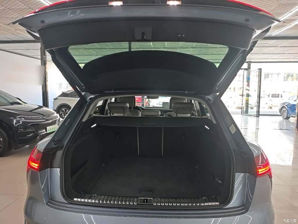 Audi e-tron, 2021 19
