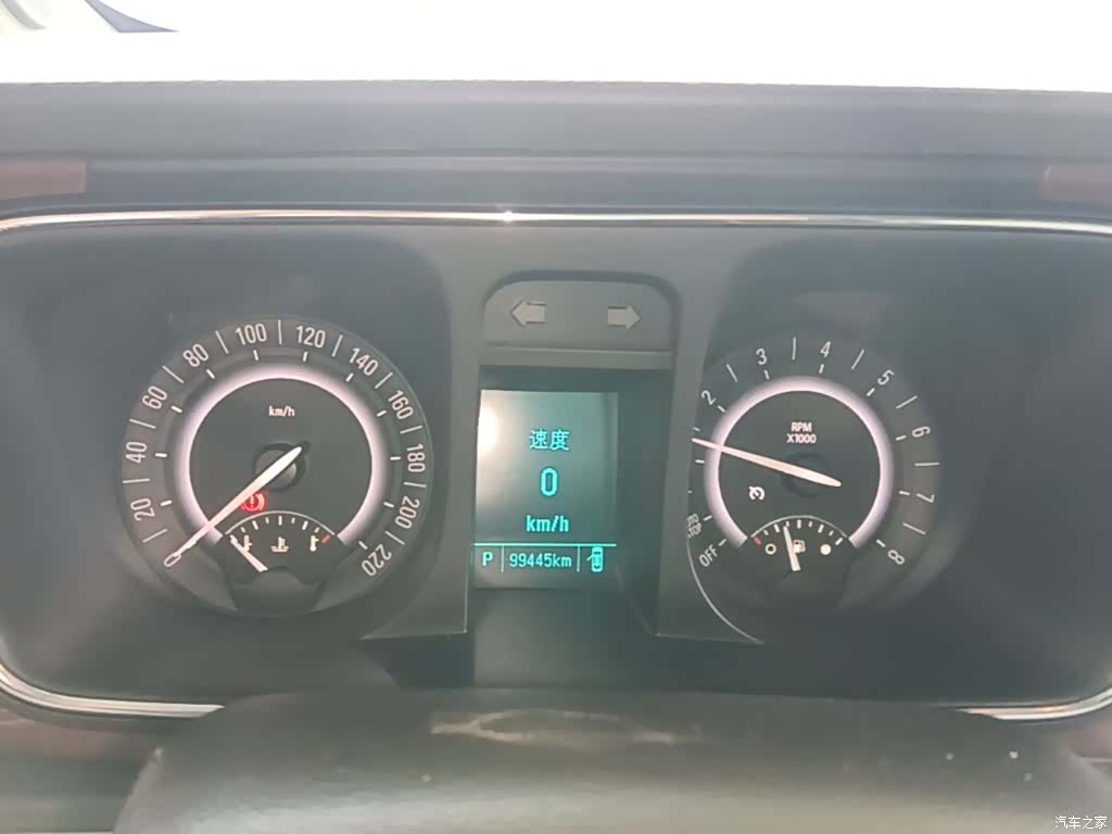 Buick GL8, 2017 12