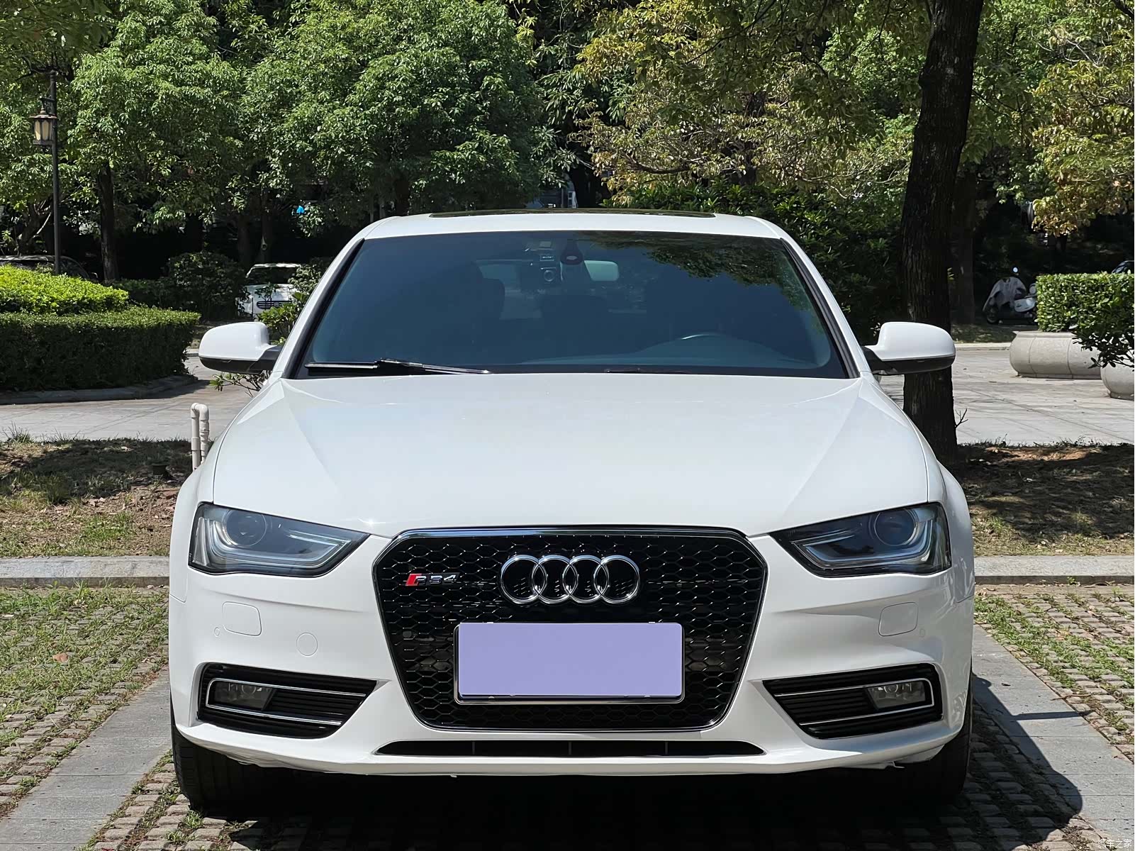 Audi A4L, 2014 2