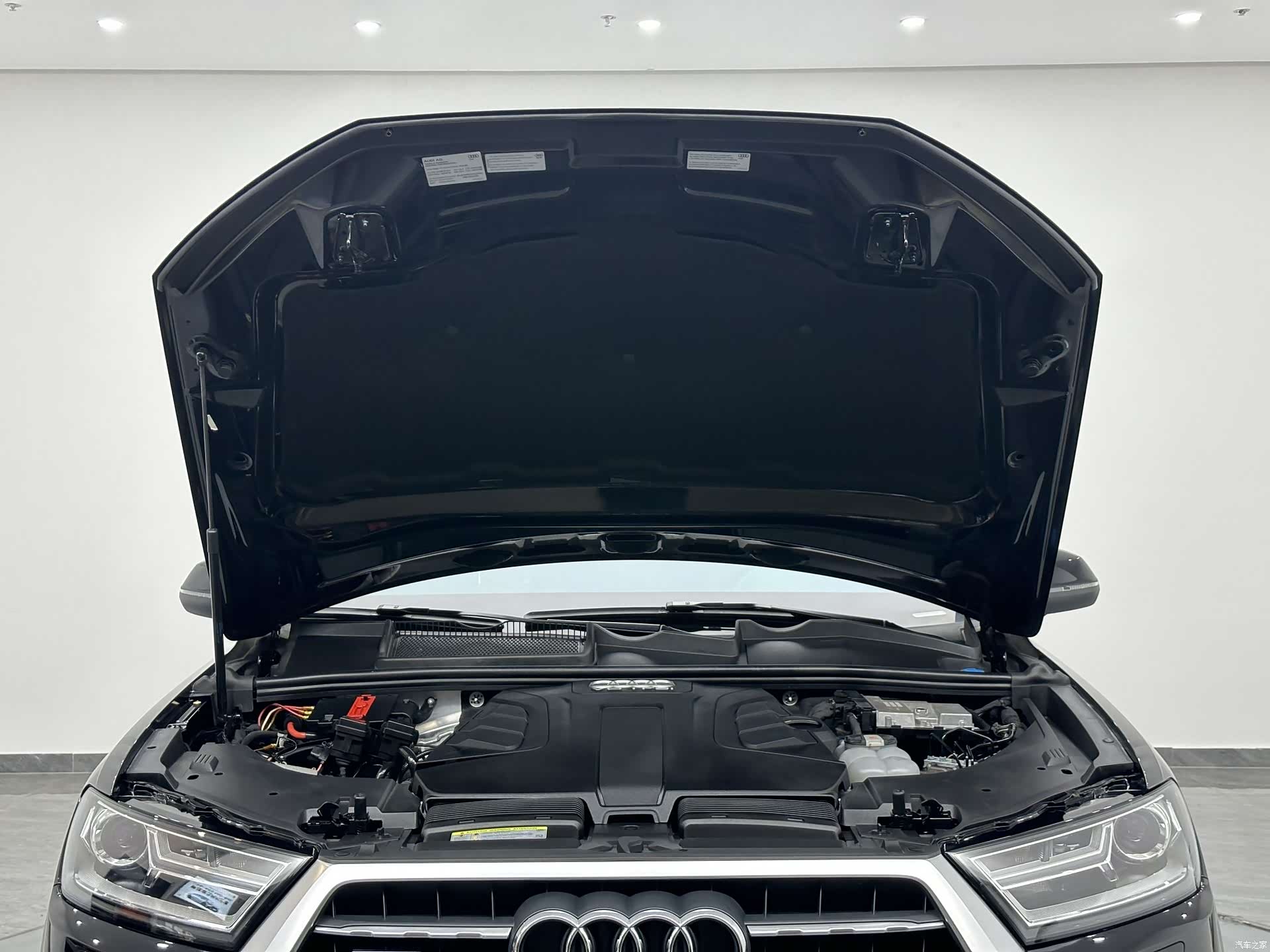 Audi Q7, 2019 26