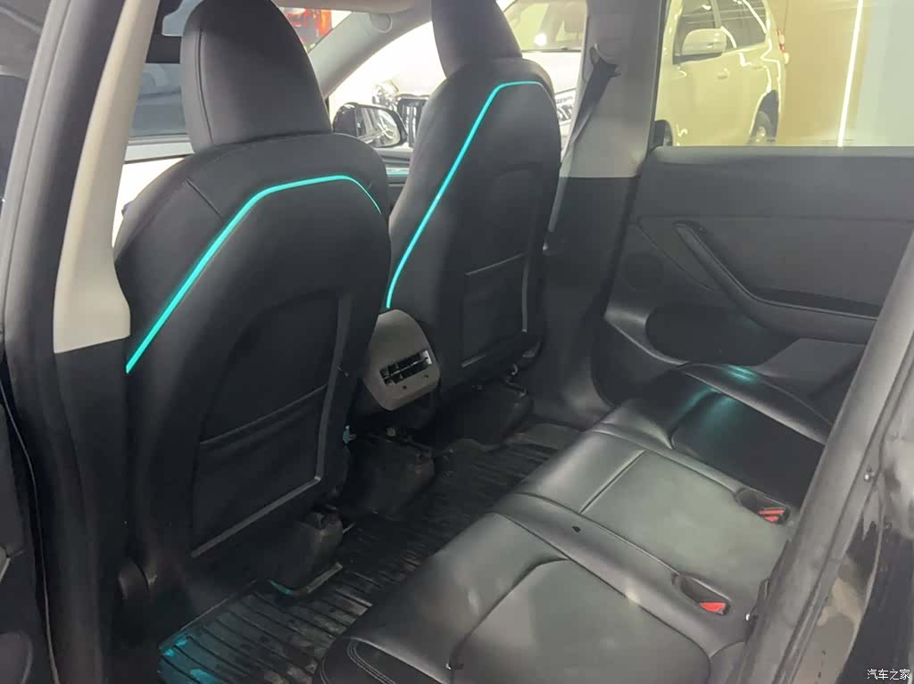 Tesla Model Y, 2022 9
