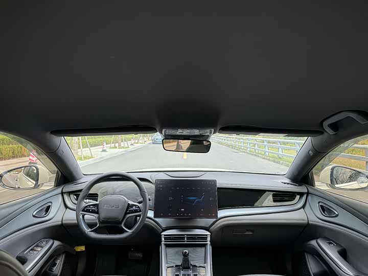 BYD Seal 07 DM-i 2025 DM-i 1.5L 125km Elite