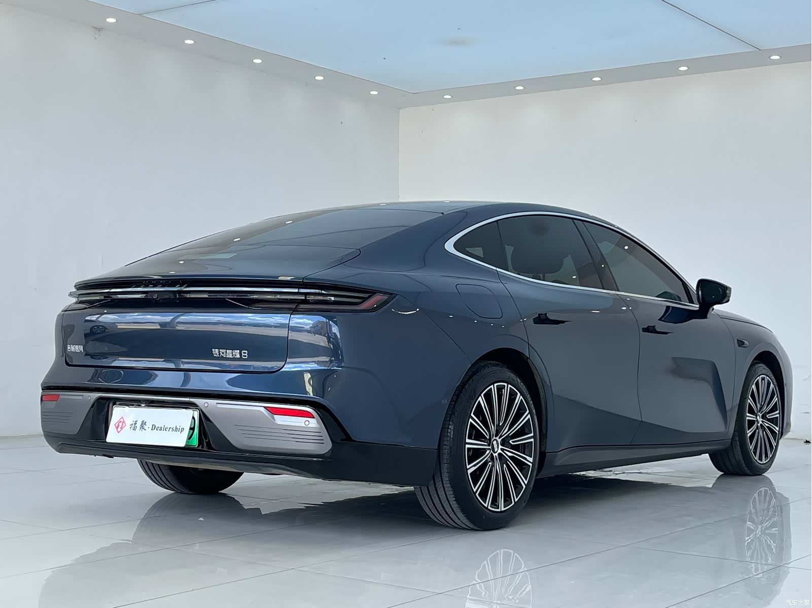 Geely 8, 2025 15