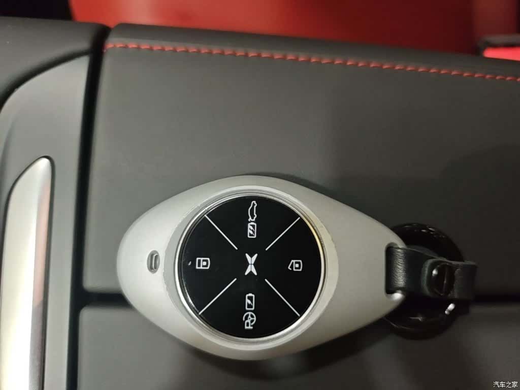 Xpeng P7, 2022 9