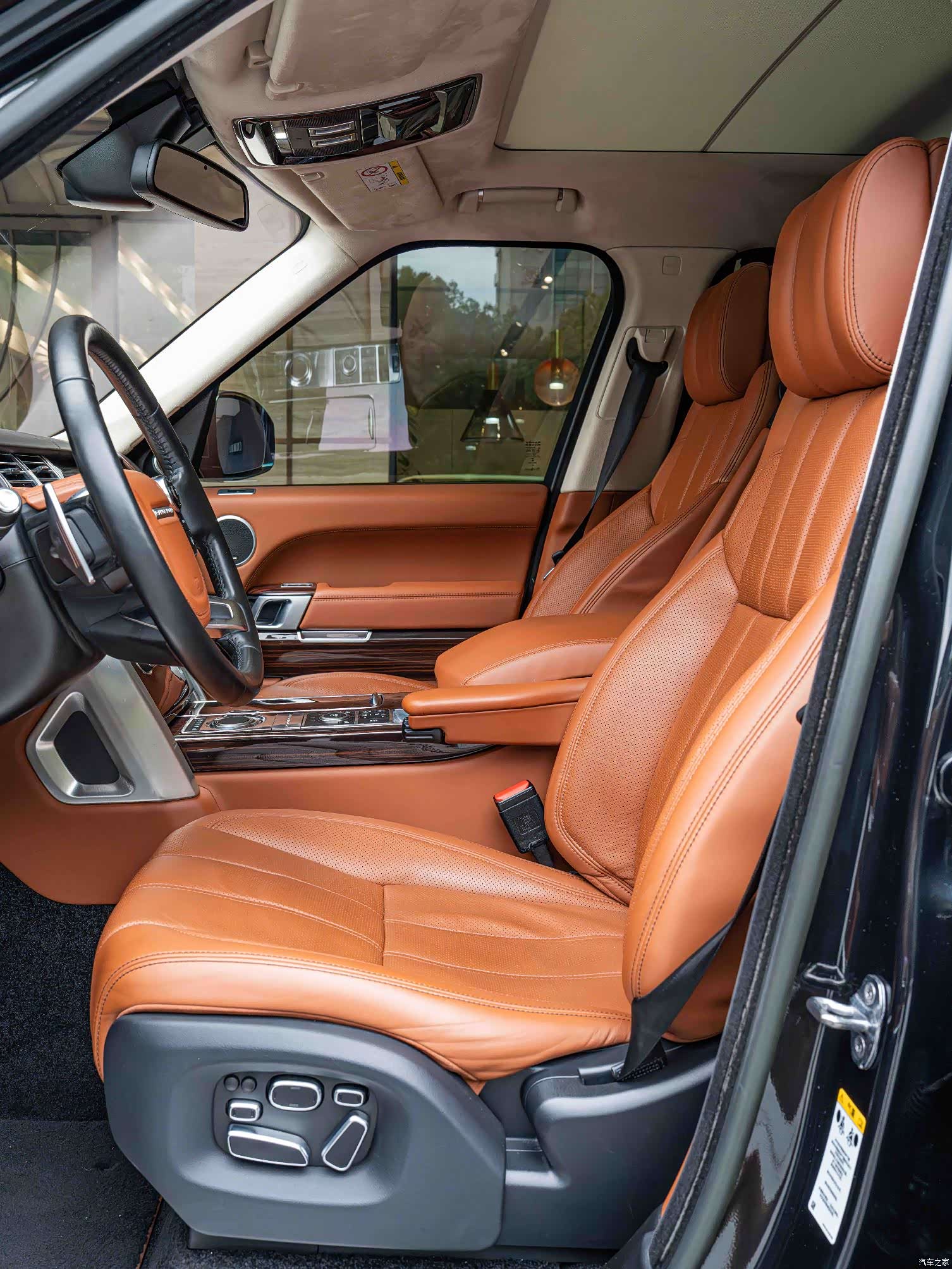 Land Rover Range Rover, 2015 11
