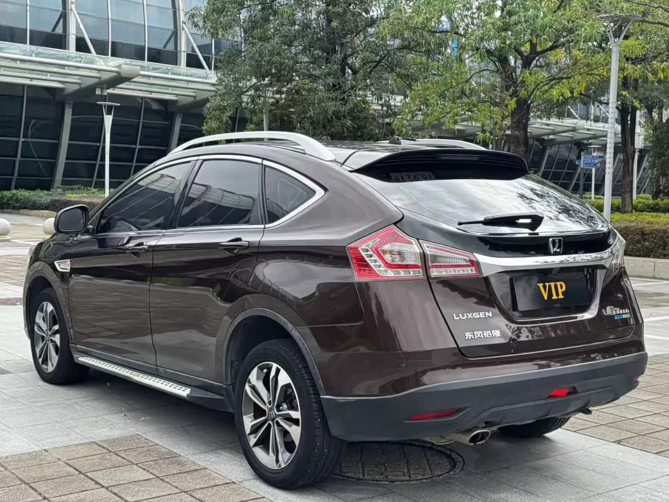 Luxgen Excellent 6 SUV