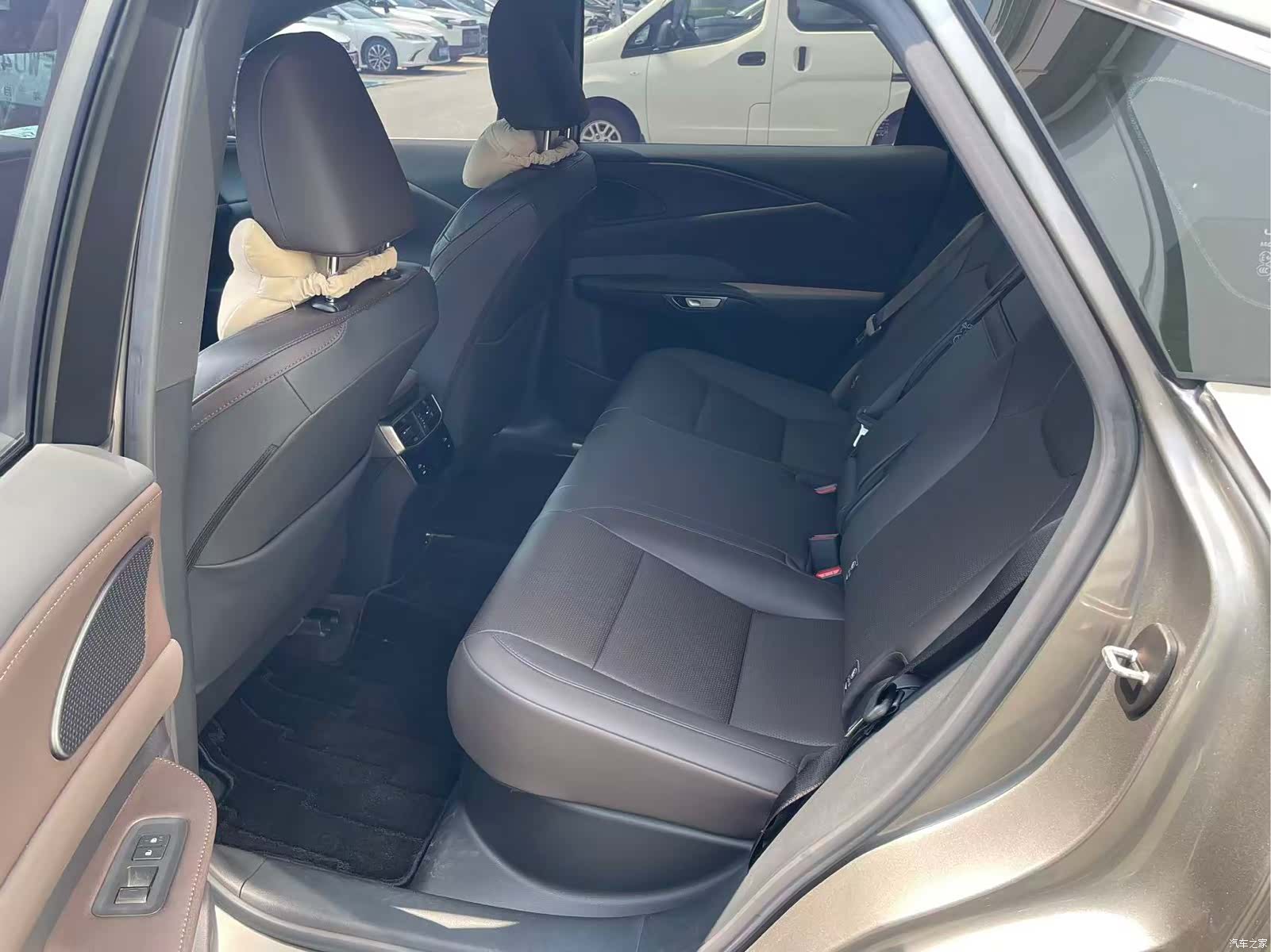 Lexus RX, 2023 6