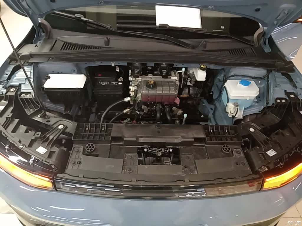 Leapmotor B01, 2025 20