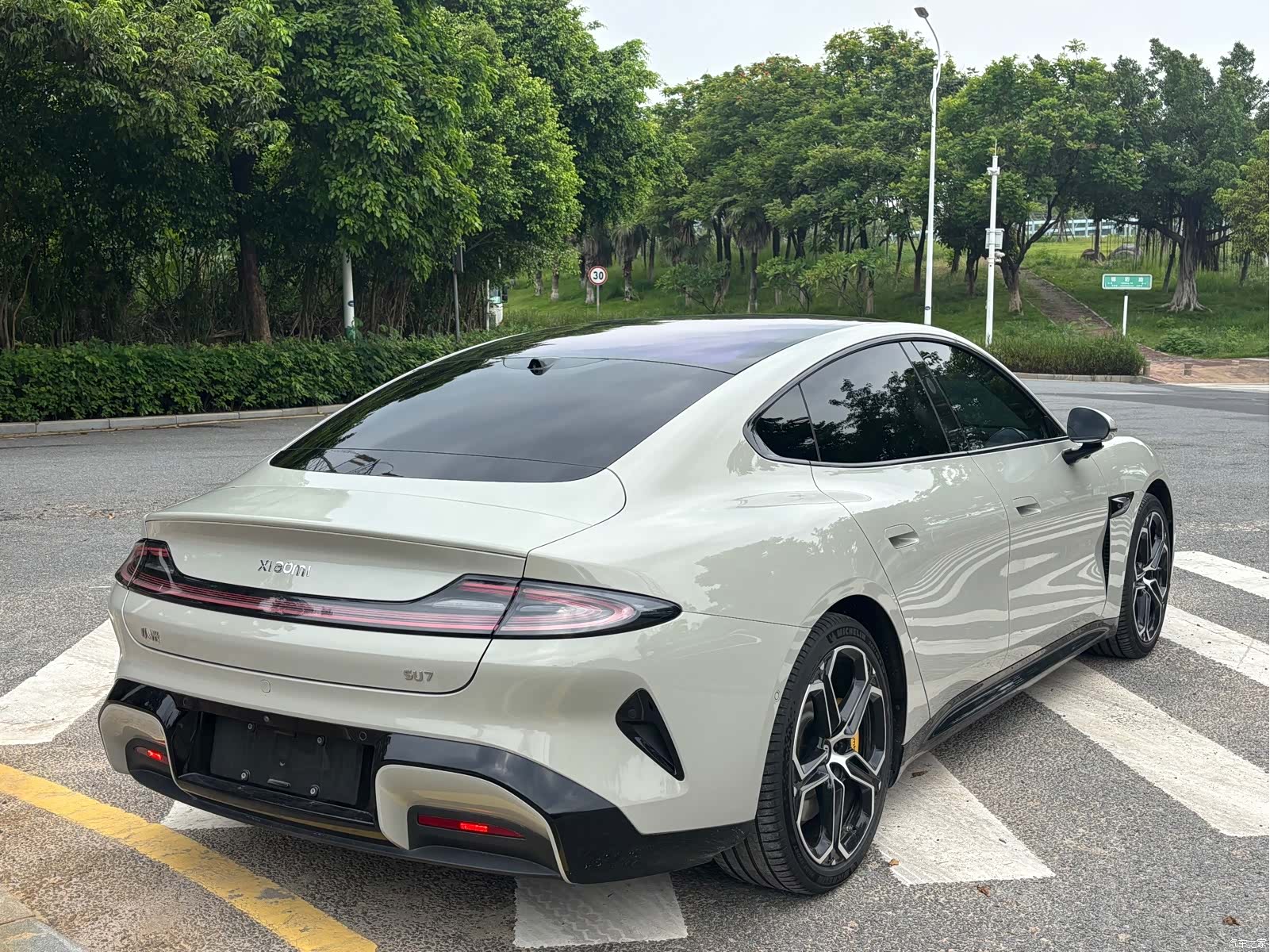 Xiaomi SU7, 2024 9