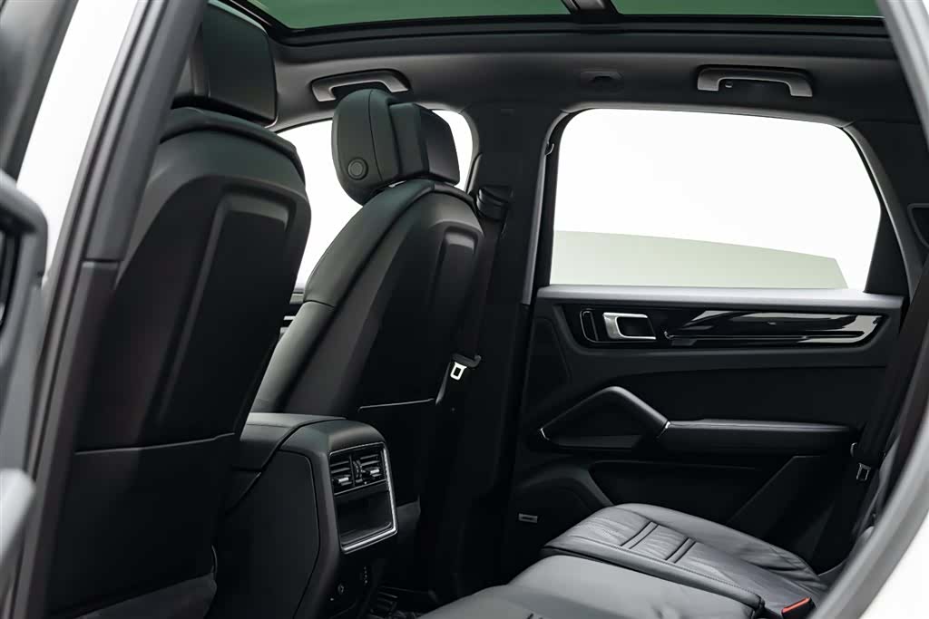 Porsche Cayenne, 2018 10
