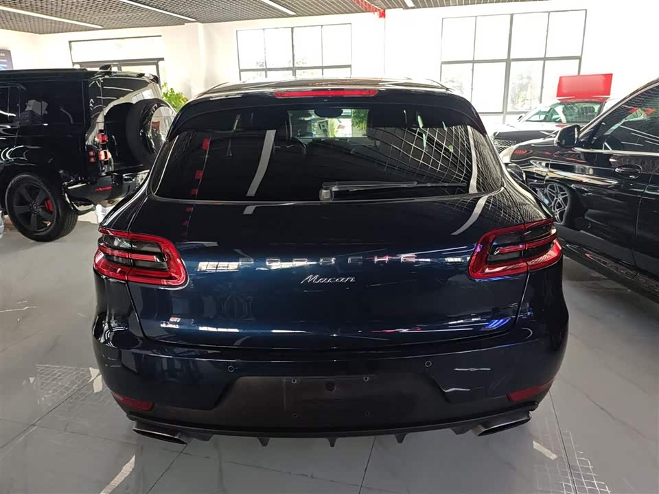 Porsche Macan