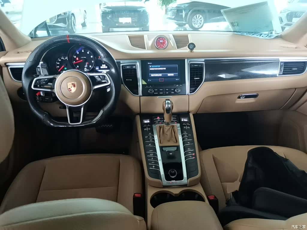 Porsche Macan, 2017 10