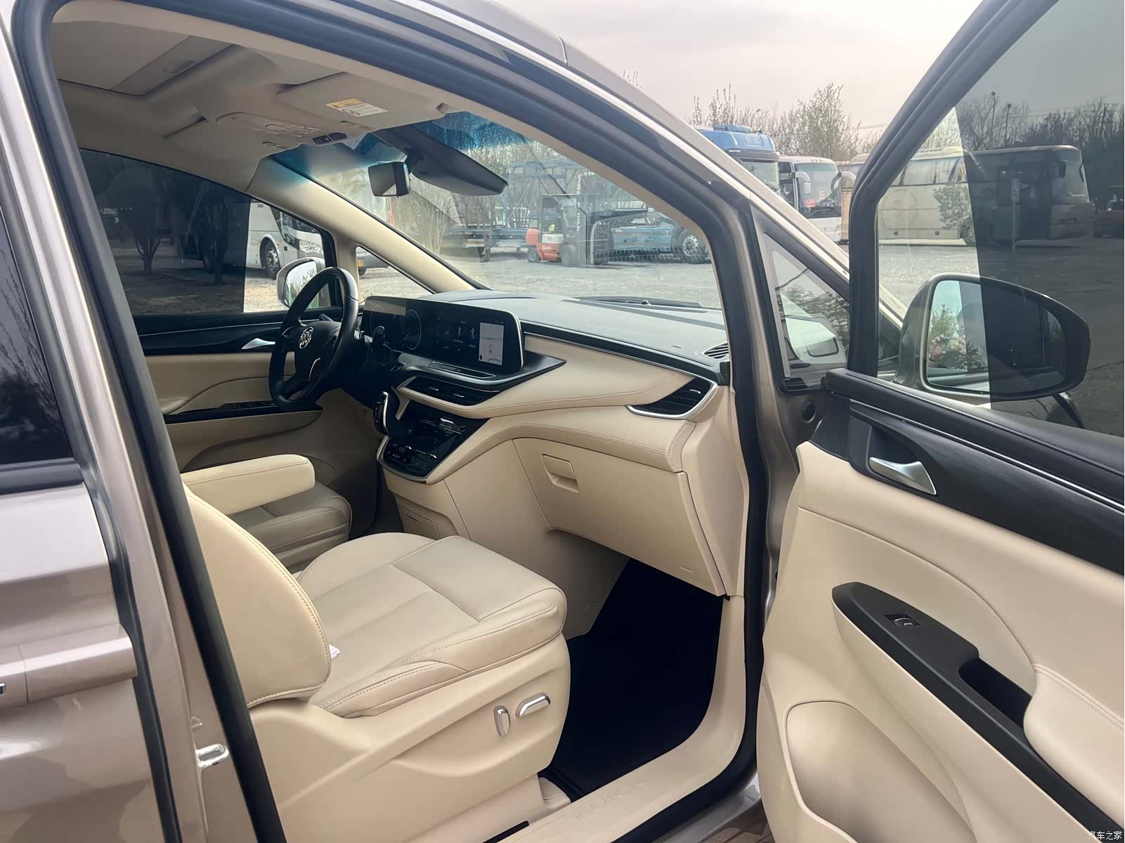 Buick GL8, 2022 19