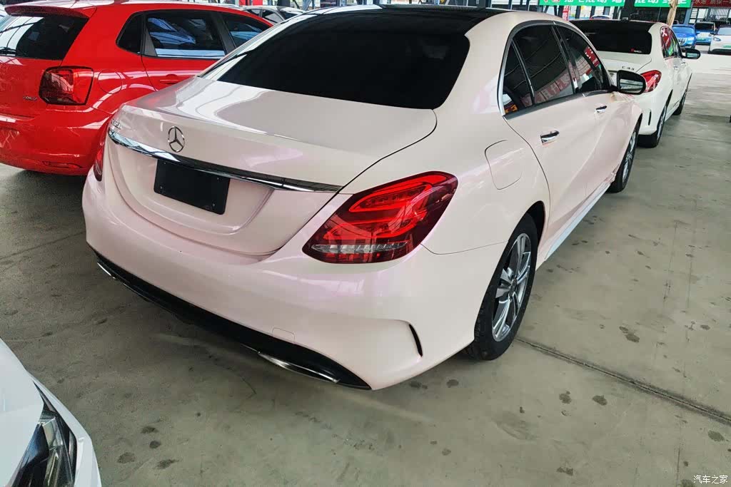 Mercedes-Benz C-Class, 2018 3