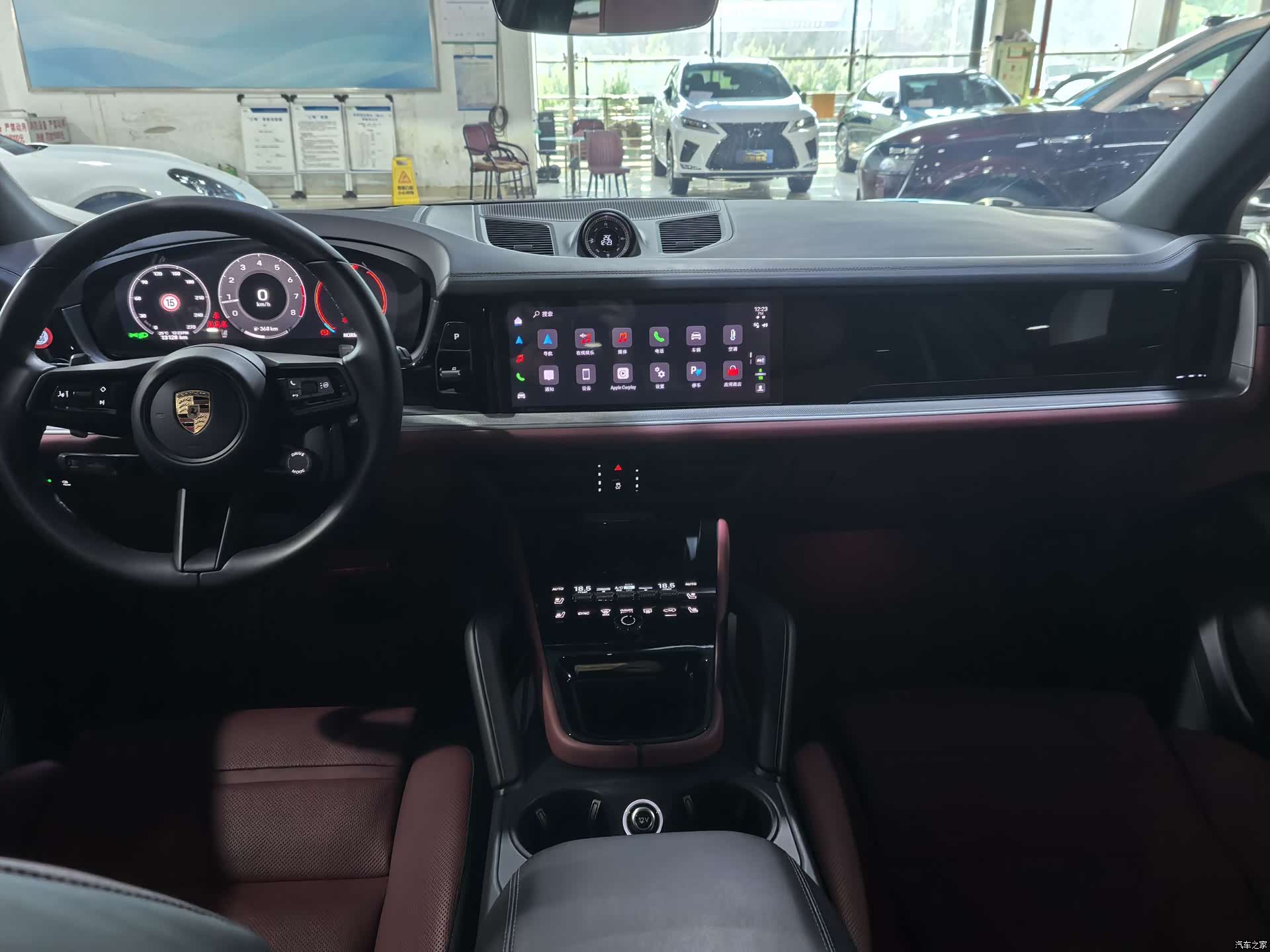 Porsche Cayenne, 2025 21